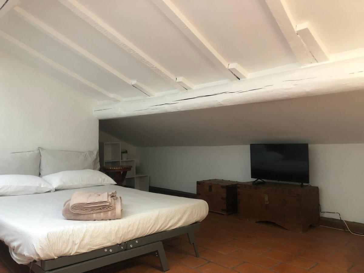 Il Tetto Fiorito Dell'Isola Apartment Milan Bagian luar foto