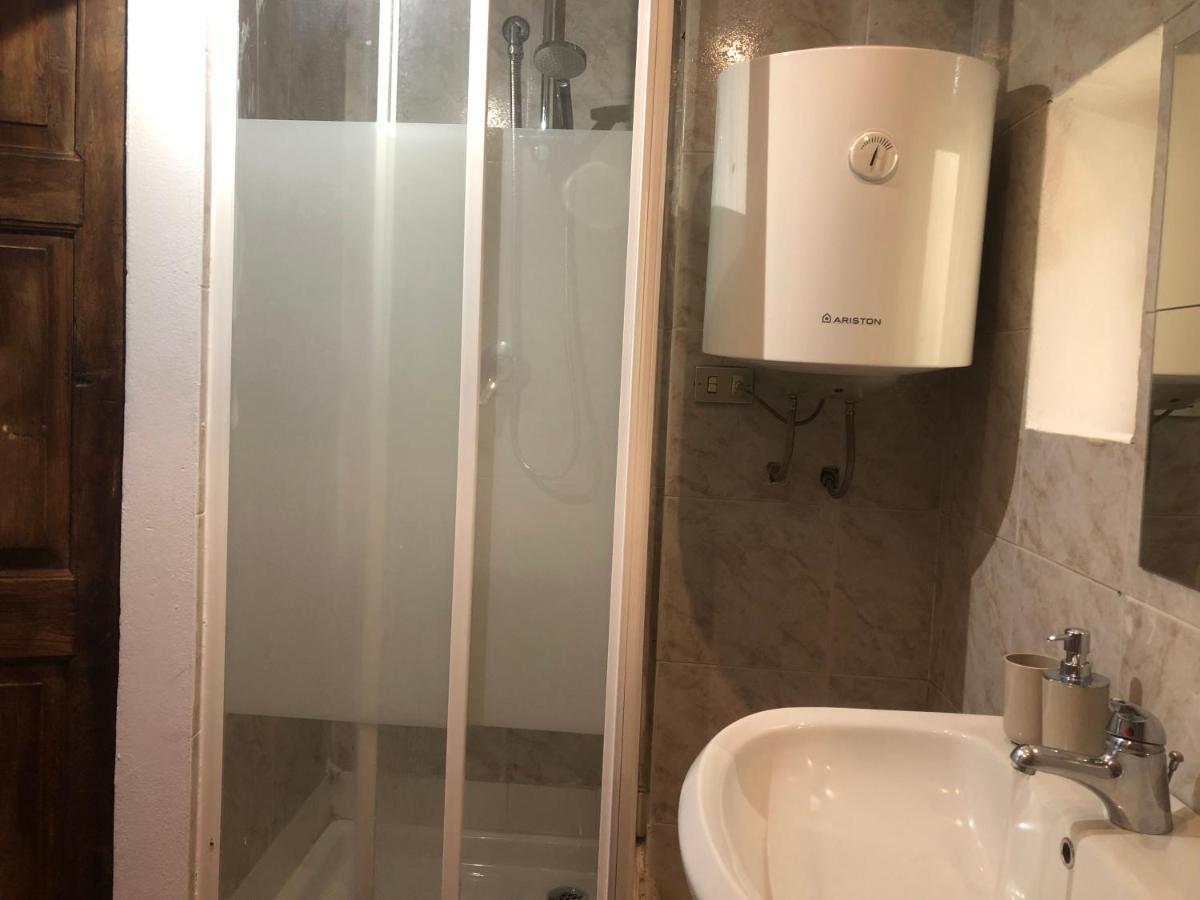 Il Tetto Fiorito Dell'Isola Apartment Milan Bagian luar foto