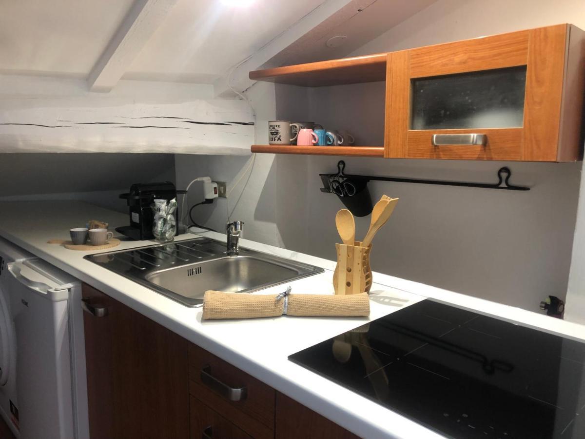 Il Tetto Fiorito Dell'Isola Apartment Milan Bagian luar foto